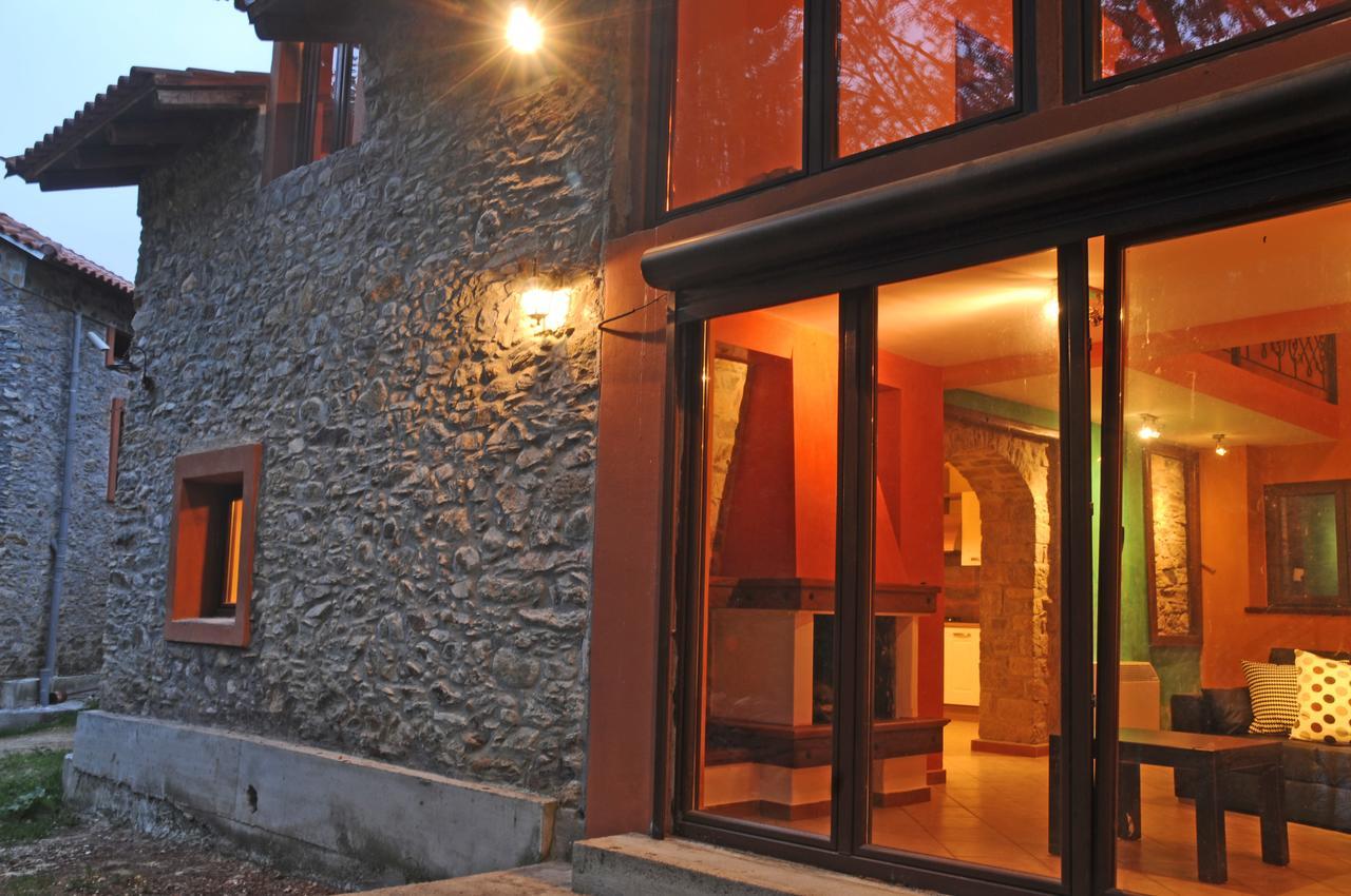 Giusvalla Forest Village Dego Екстер'єр фото